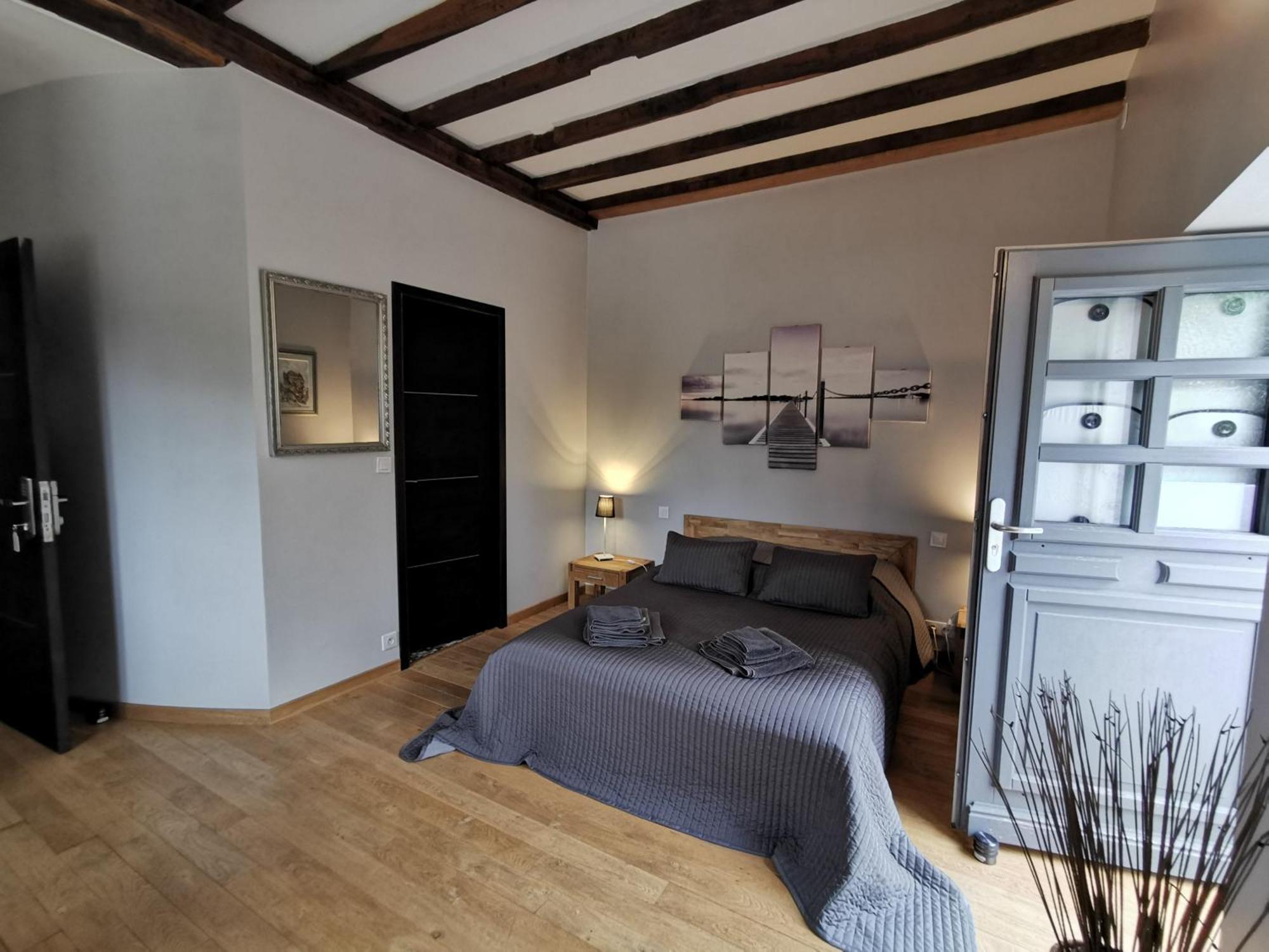 Le Petit Moulin Bed and Breakfast Faverelles Rum bild