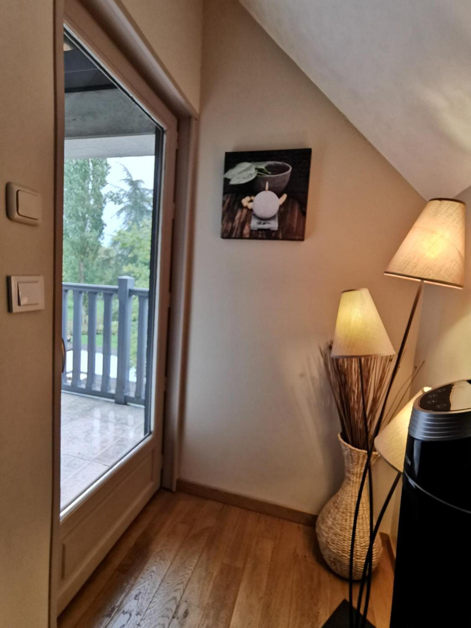 Le Petit Moulin Bed and Breakfast Faverelles Rum bild