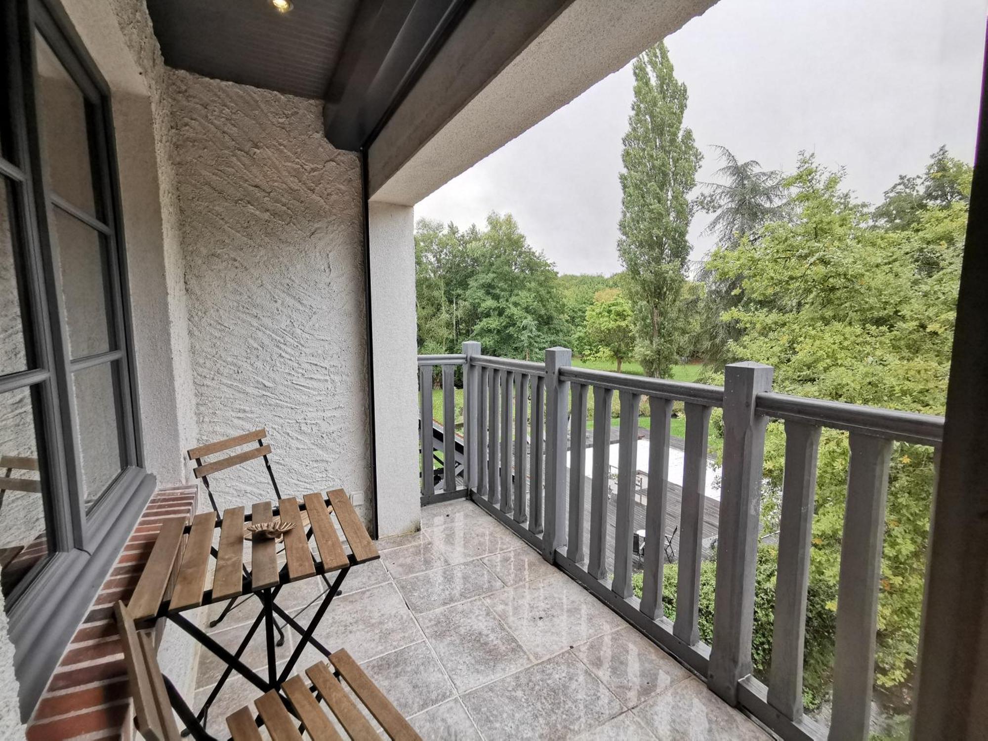 Le Petit Moulin Bed and Breakfast Faverelles Rum bild