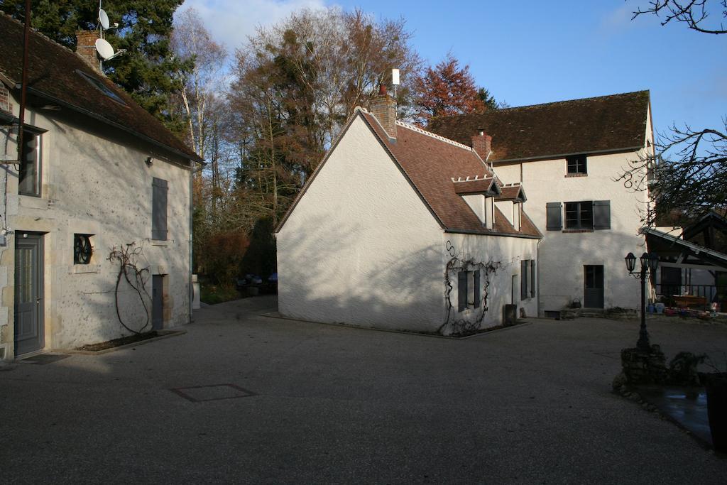 Le Petit Moulin Bed and Breakfast Faverelles Exteriör bild